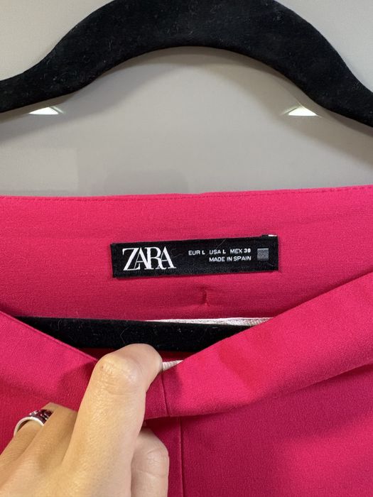 Цикламен панталон Zara