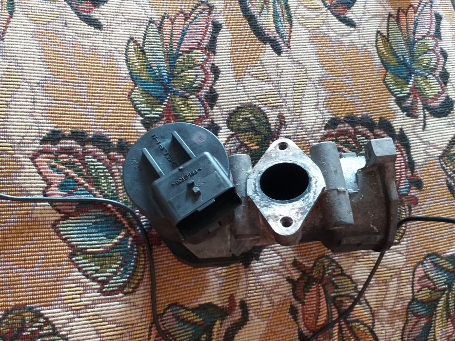 EGR Citroen C5 Peugeot 407 Focus 2 Volvo 2.0 hdi tdci