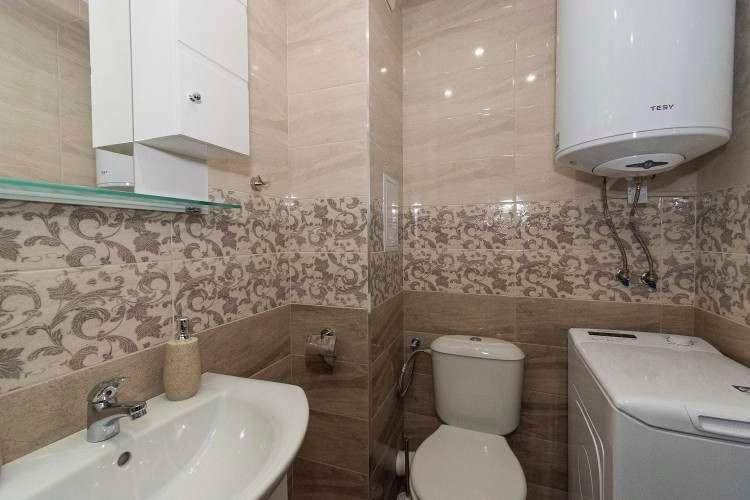 Дава се под наем Двустаен апартамент в Бургас, Сарафово - 60 кв.м за 350 € - Снимка #7