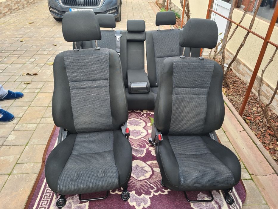 Interior, scaune toyota avensis t25