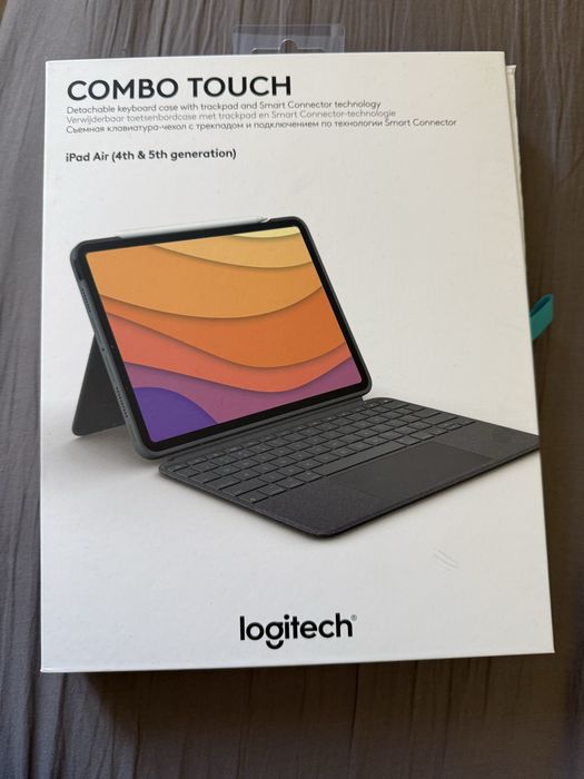 Tastatura Logitech combo touch pentru ipad air gen 4 si 5 (ca noua)