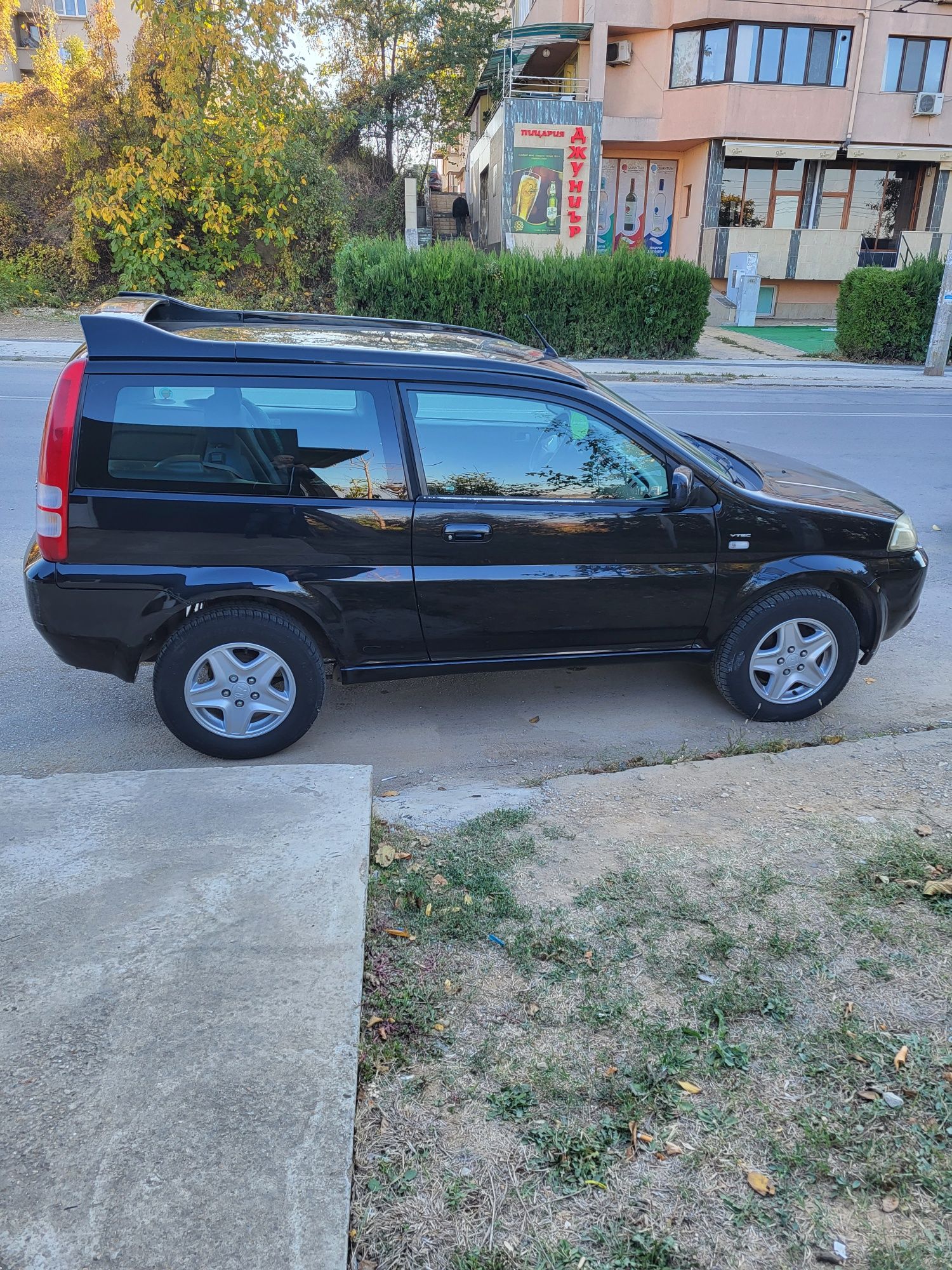 Хонда HR-V. 2003г.  1.6 v tec  124к.