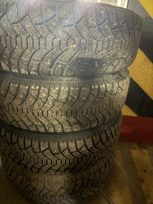 продам зимние шины с дисками R15 продам вместе