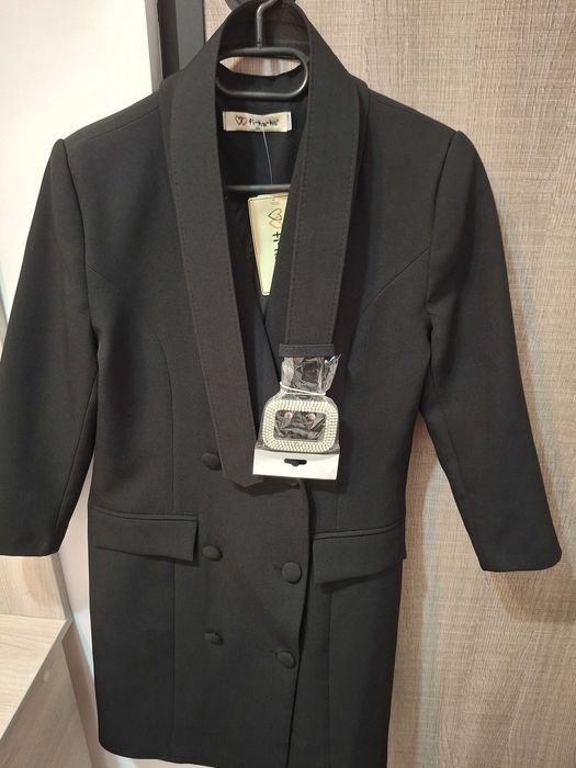 Sarafan negru de toamnă