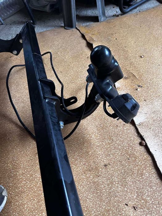 Теглич Дачия дъстър