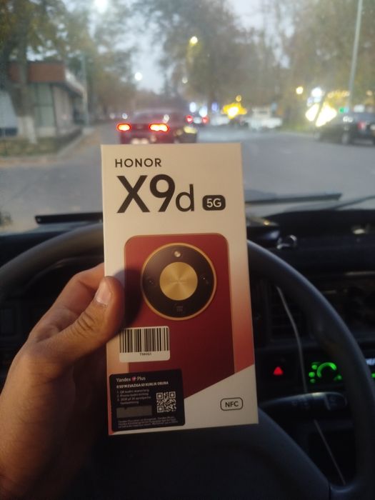 Honor X9d 5g sotiladi pachka hali ochilmagan 1 yigllik kafolati bilan