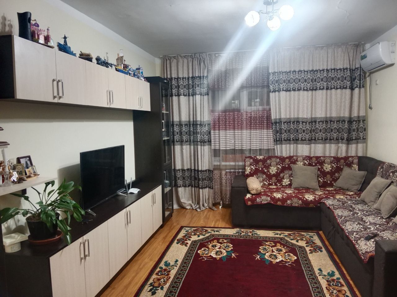 Продается квартира Сергели, 8 худут 3/5/7
Янгихаётский рай