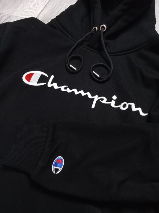 ПРОДАМ СРОЧНО!Новая худи Champion