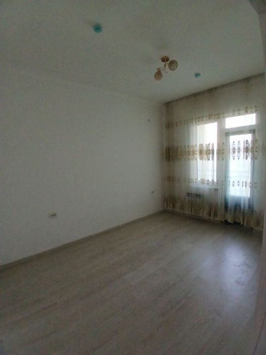 Yashnabod tuman Olmos maxallasi 2/10/16 55 m2 kvartira sotiladi