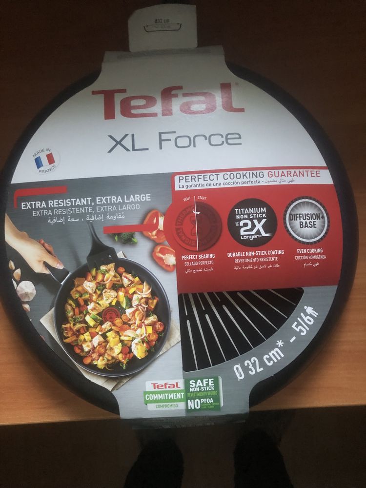 Голям тиган Tefal XL Force чисто нов!