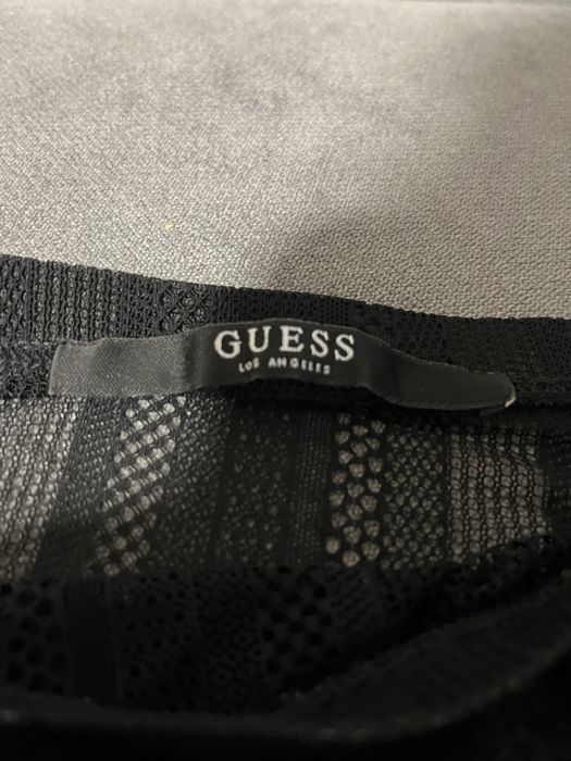 Compleu guess purtat odata