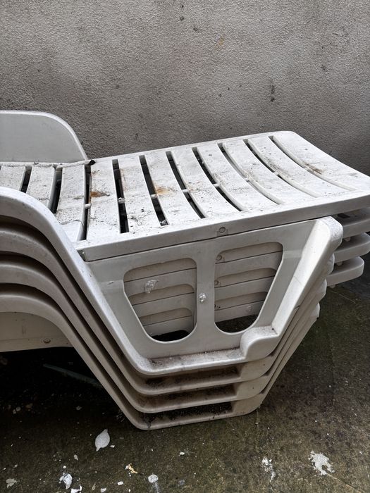 Пластмасов шезлонг за плаж/басейн/градина