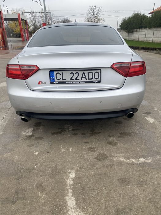 Vand sau schimb audi a5 coupe
