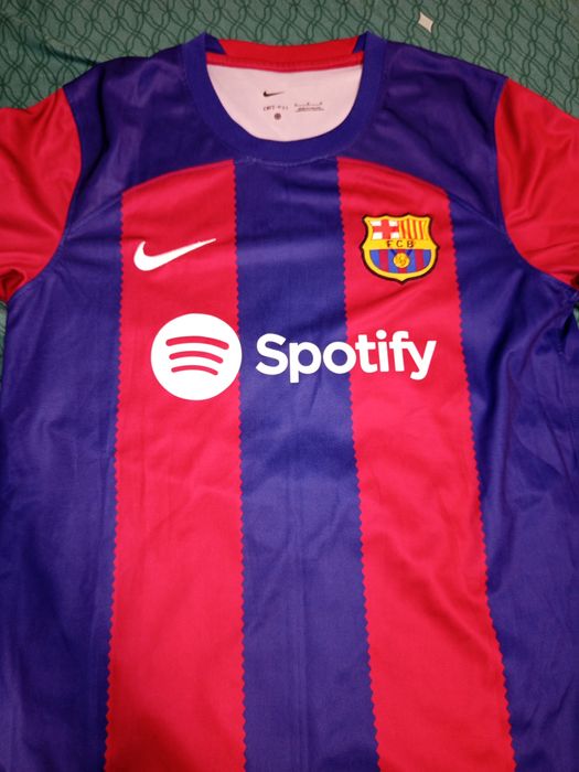 Vând tricou Fc Barcelona