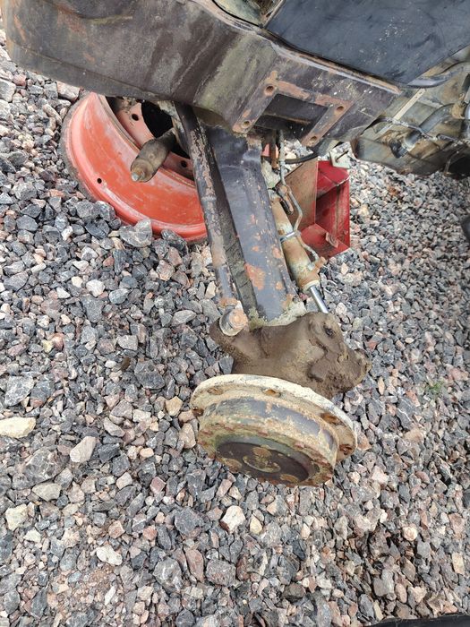 Punte fata tractor new holland M100