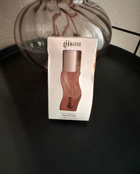 lip oil/ulei de buse gisou