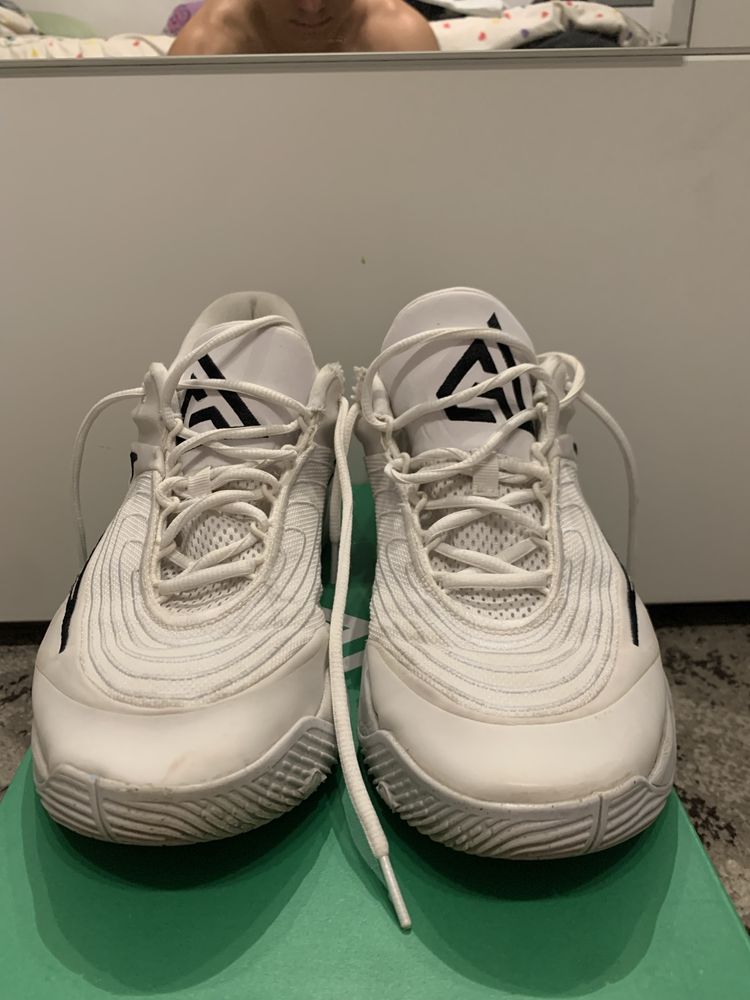 Nike giannis immortality 4