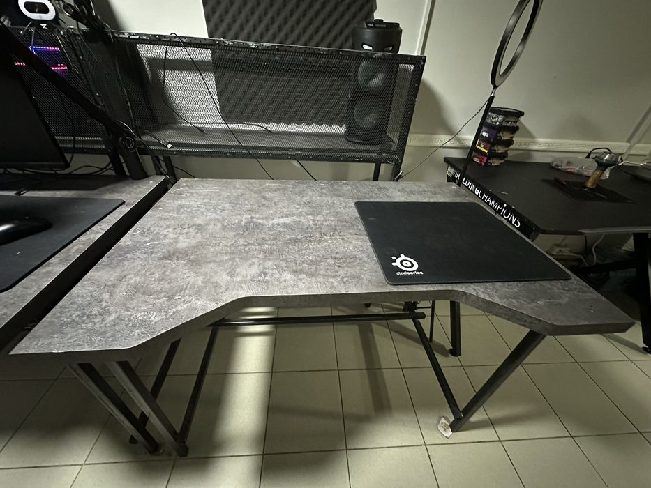 Игровые компьютерные столы