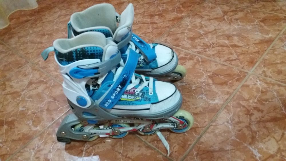 Patine cu rotile reglabile mărimea 33-36