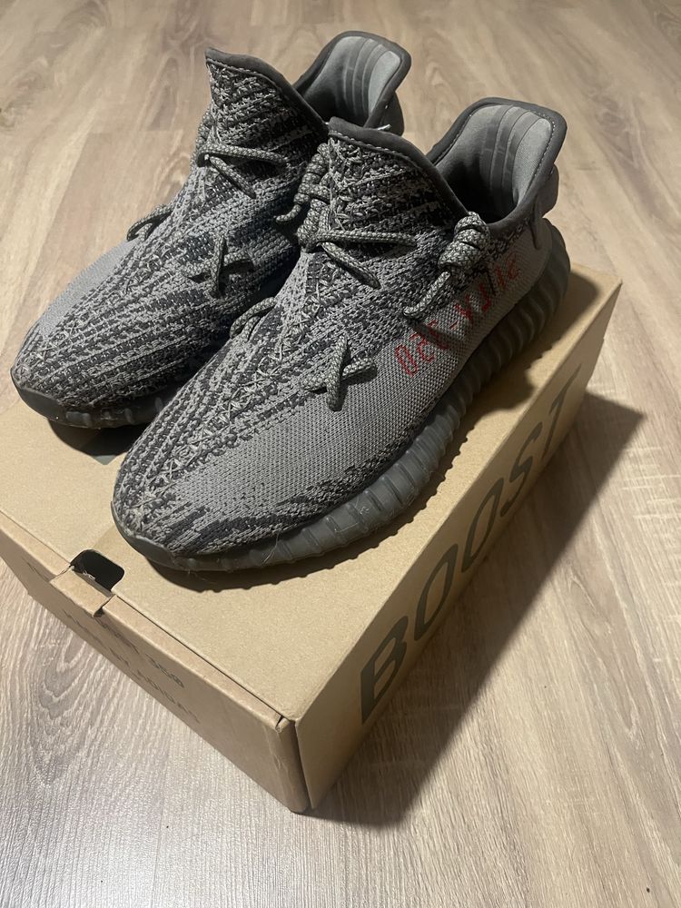 YEEZY 350 beluga 2.0
