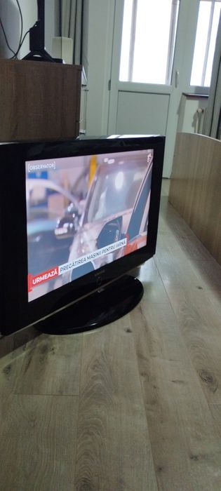 LCD Samsung diagonala 81