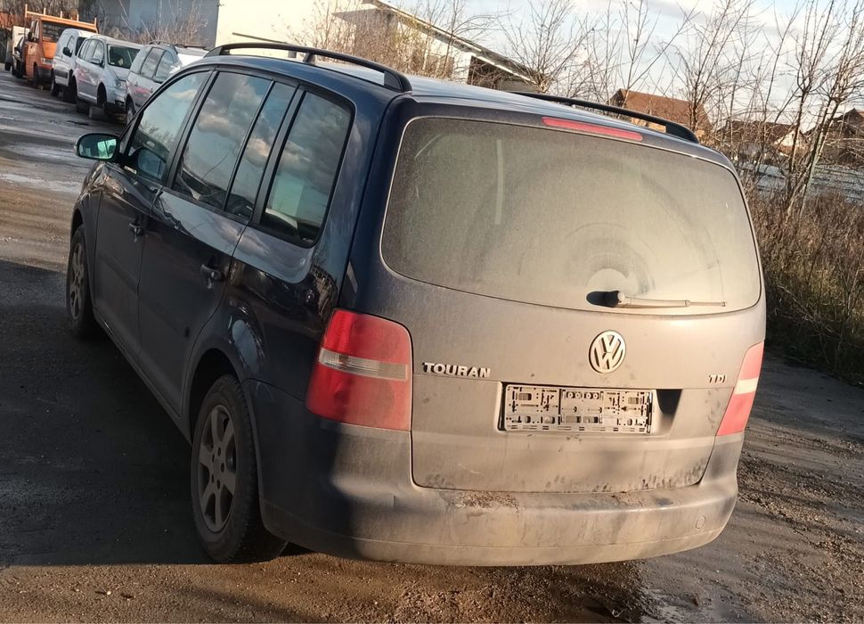 Dezmembrez volkswagen touran 1.9 TDI, BKC