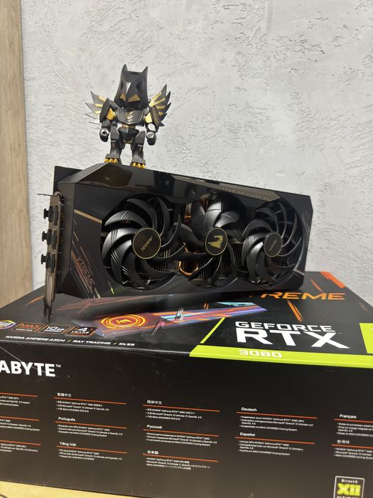 Placă video NVIDIA RTX 3080 10GB AORUS XTREME – cu afișaj LED