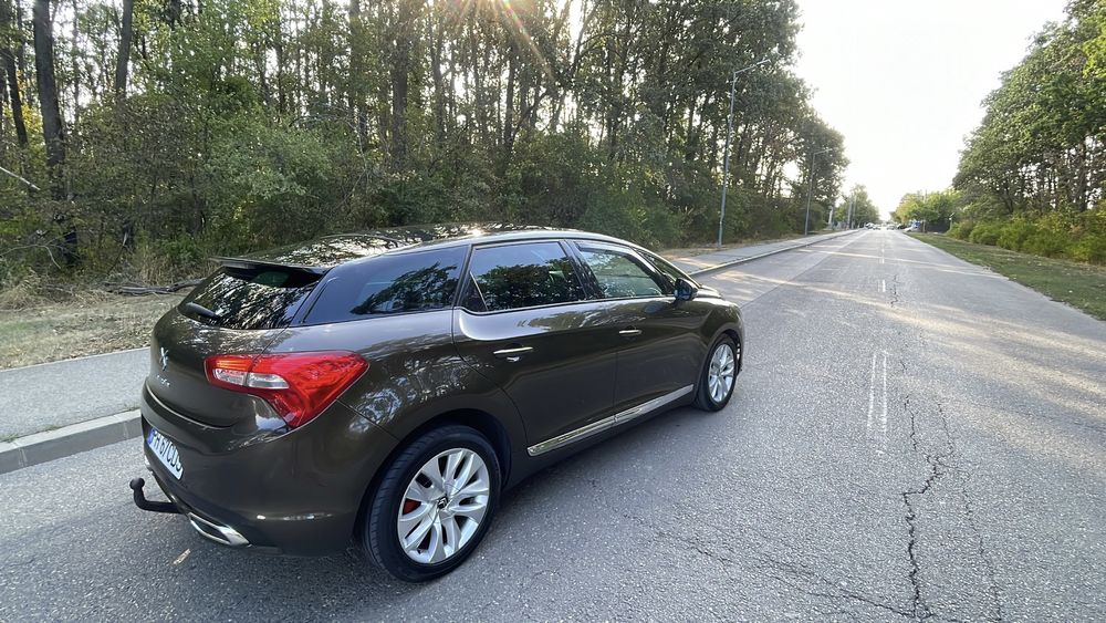 Citroen ds5 foarte intretinuta masina