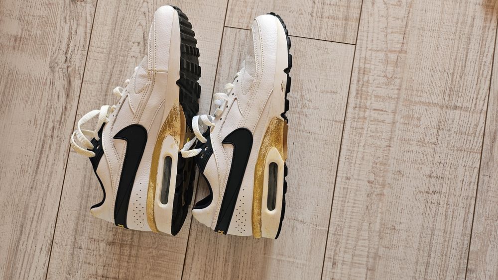 маратонки nike airmax 90 и Nike airmax 97