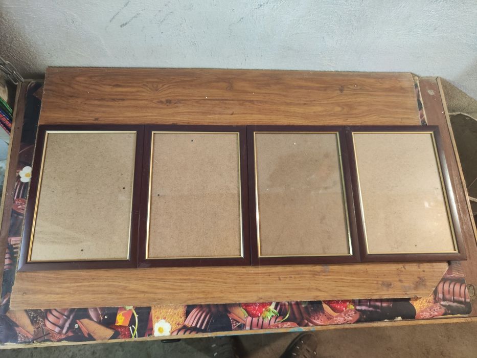 Продам рамку для картины (фото) б/у 21см×30см 4 штуки