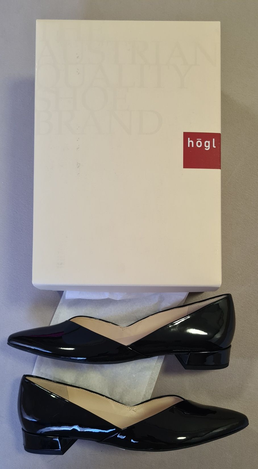 Елегантни лачени обувки с нисък ток Högl №38