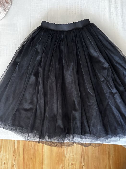 Черна тюлена пола