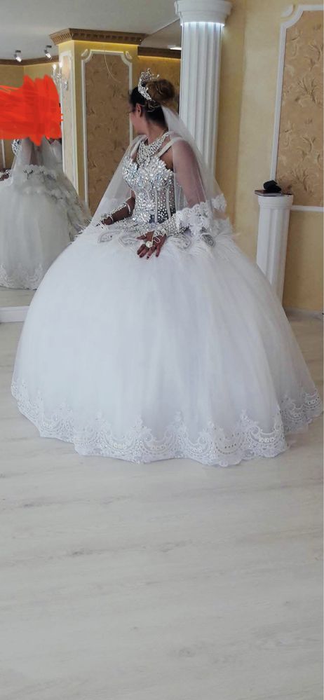 Rochie de mireasa stil printesa