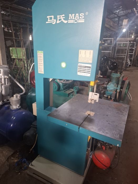 Ленточни лобзик MAS