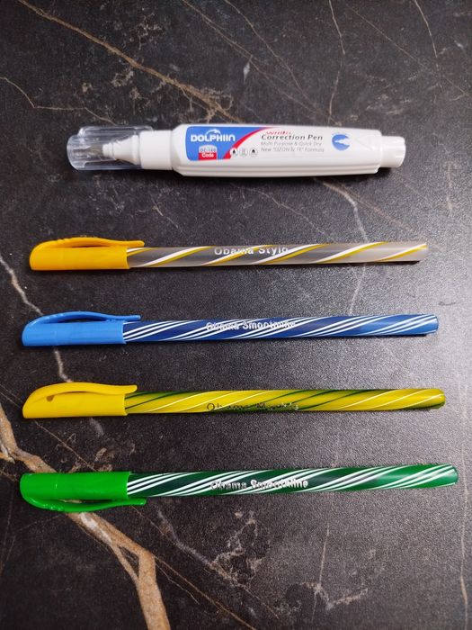 Набор ручек и штрих