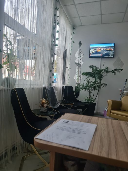 Inchiriez spațiu comercial d-dul N. Balcescu, central, stradal, parter