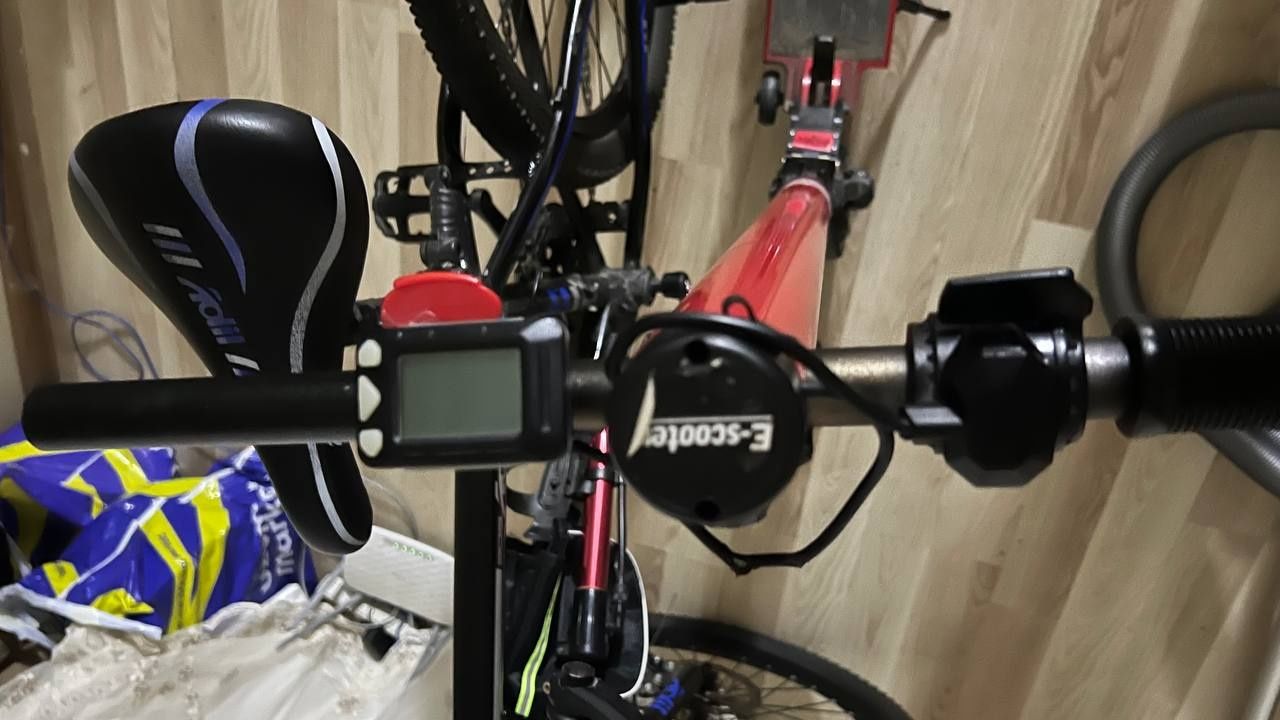 Продам Электро Самакат E-Scooter