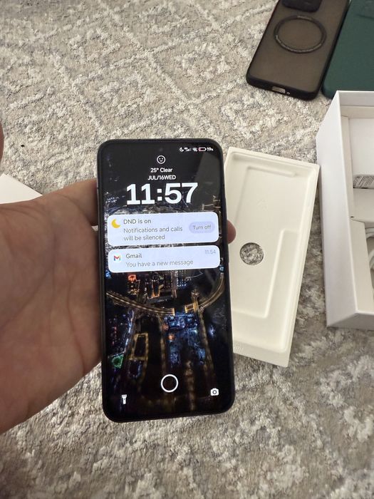 MI xiaomi 13 в отличном состояний