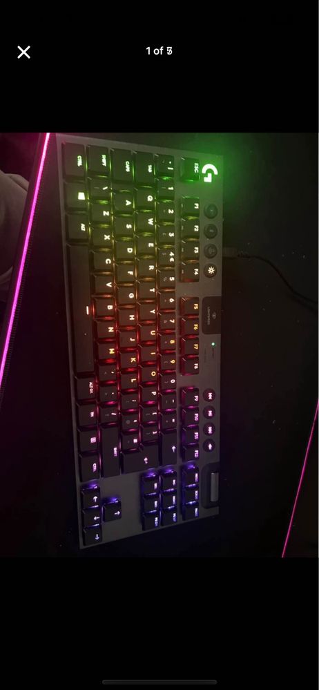 Logitech g915 TKL Gaming keyboard