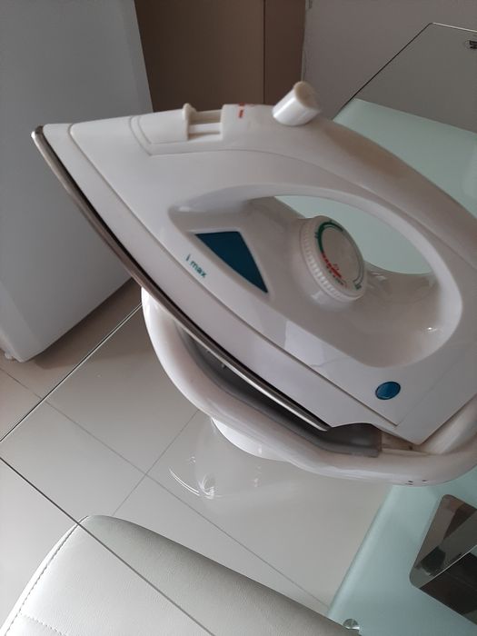 Fier de calcat  nefolosit