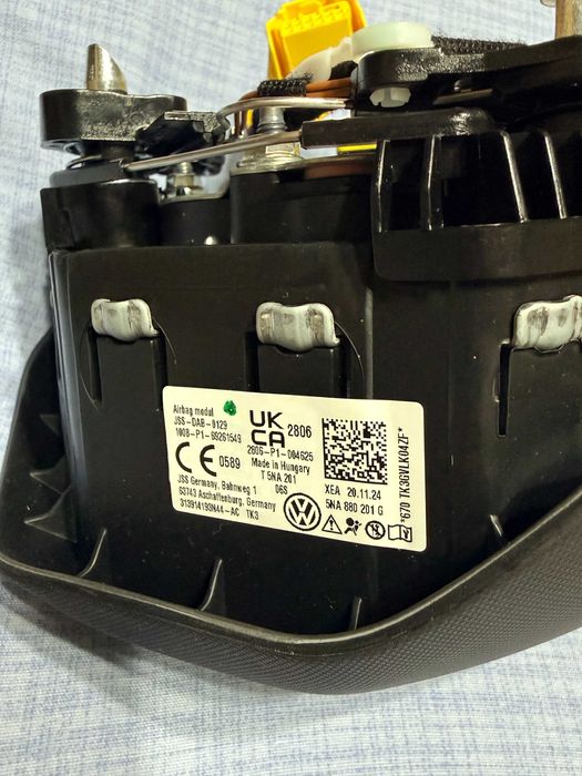 Волан R и еърбег/airbag за VW/Фолксваген-оригинални,чисто нови