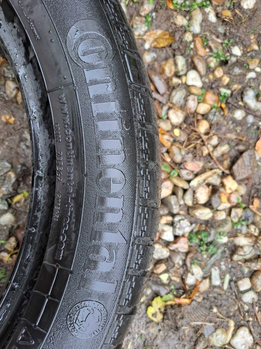 Set anvelope iarna Continental dimensiuni 235/55R18