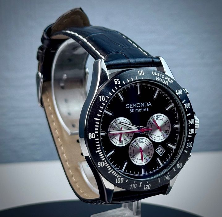 Продавам оригинален часовник Sekonda  – спортен, елегантен, стилен