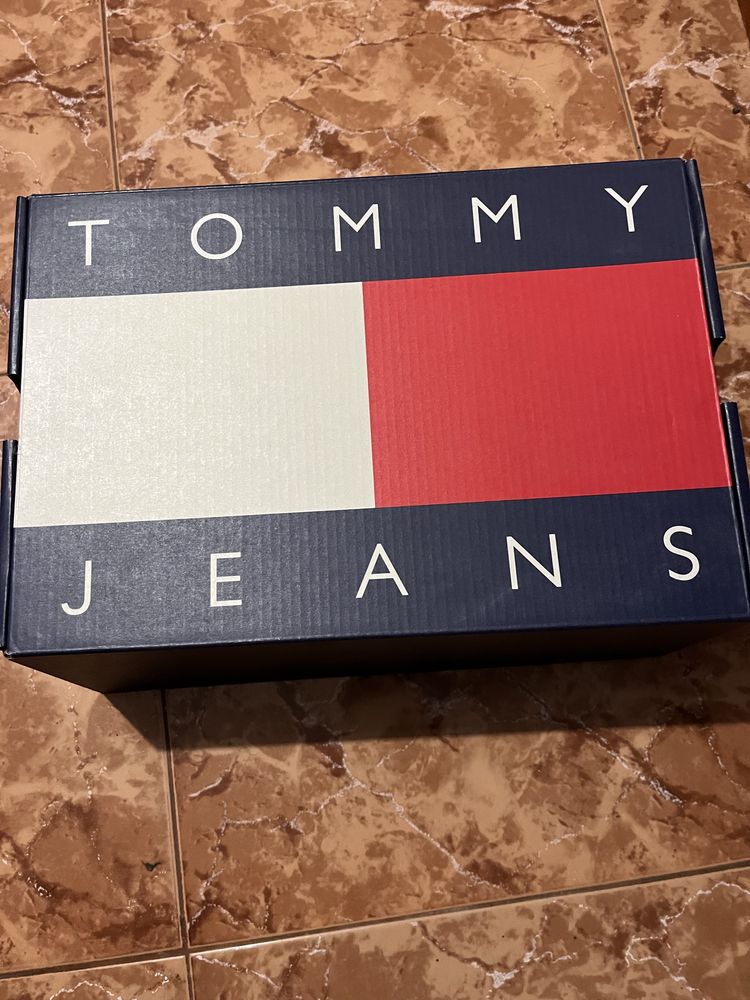 Обувки Tommy Jeans