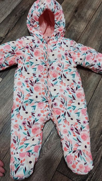 Комбинезон 68 размер.