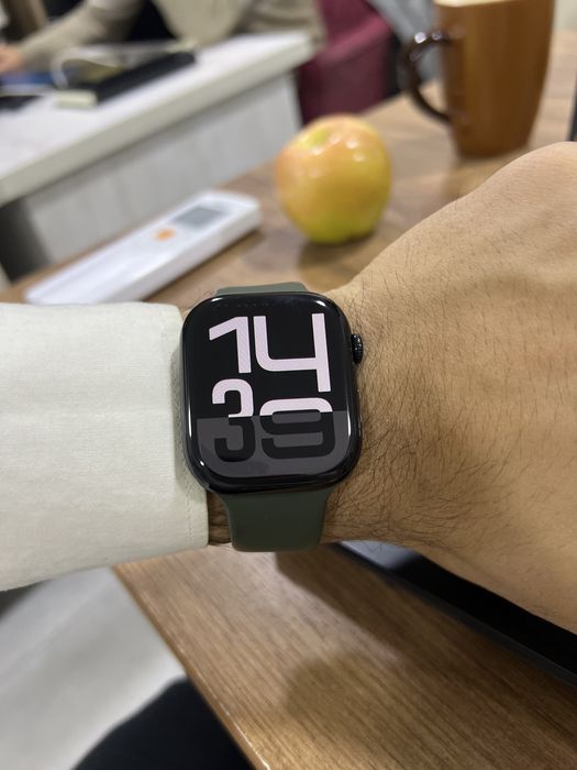 Iwatch 10, 46mm, + 3 ta remeshok qoshib bervoraman