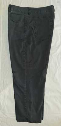 Женские джинсы черные короткие