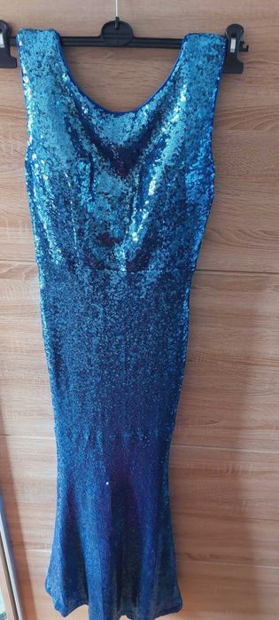 Vand rochite de ocazie fiecare 200 lei!