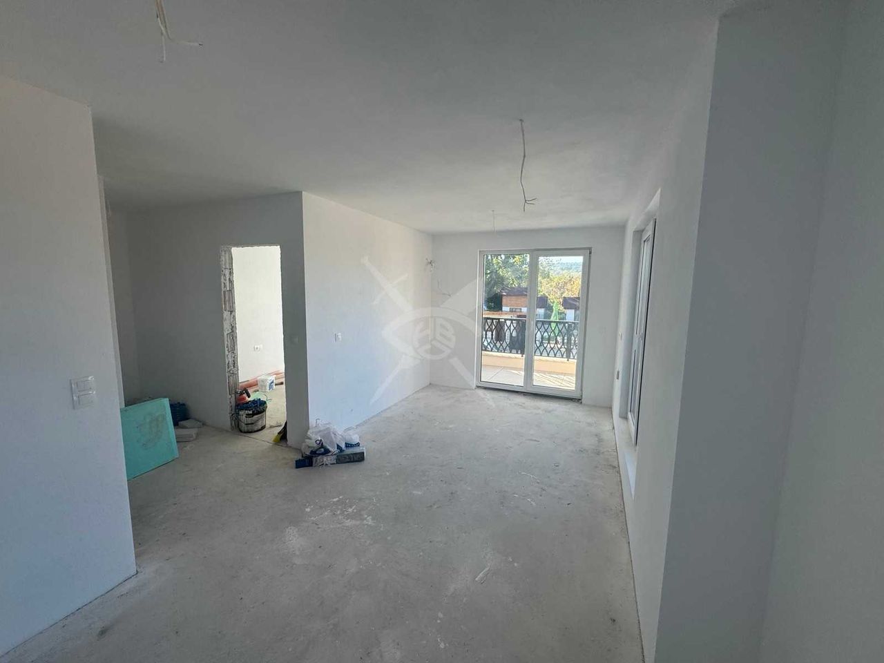 Продава се Двустаен апартамент в Созопол - 60 кв.м за 1317 €/кв.м - Снимка #2
