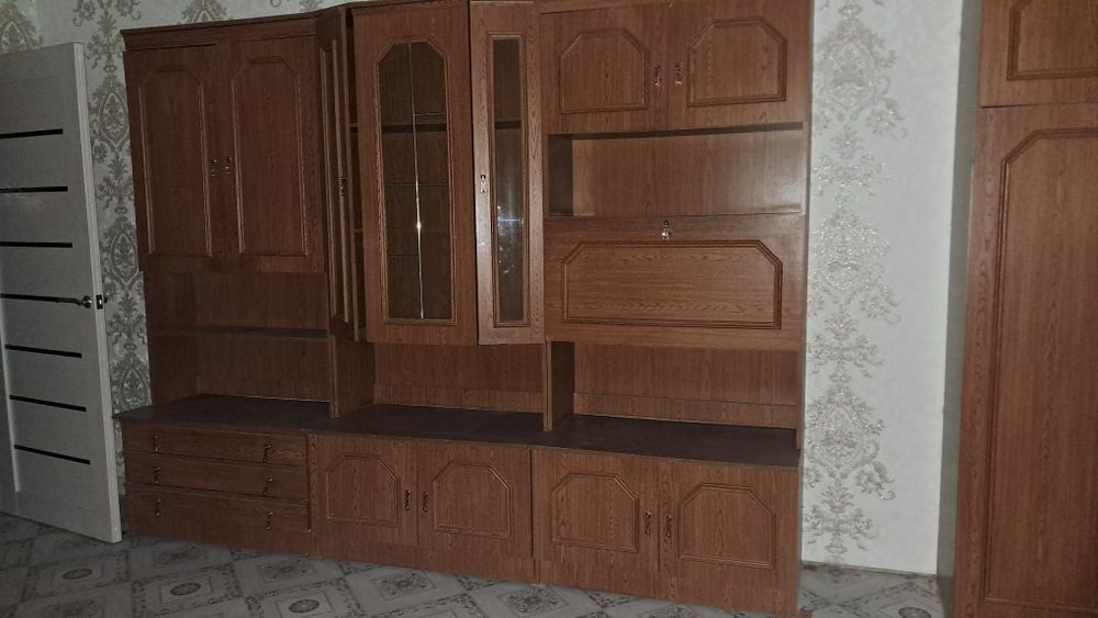 Продам стенку в идеальном состоянии